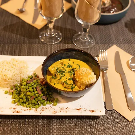 호텔 Bhoma Troyes 3*