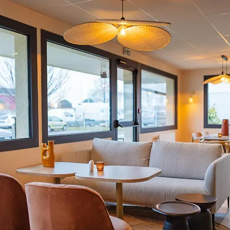 Bhoma Troyes 호텔 3*