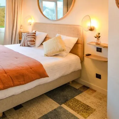 Bhoma Troyes ホテル La Chapelle-Saint-Luc