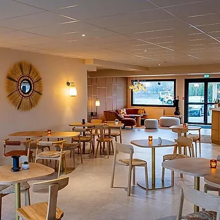 Bhoma Troyes 拉查佩里圣鲁